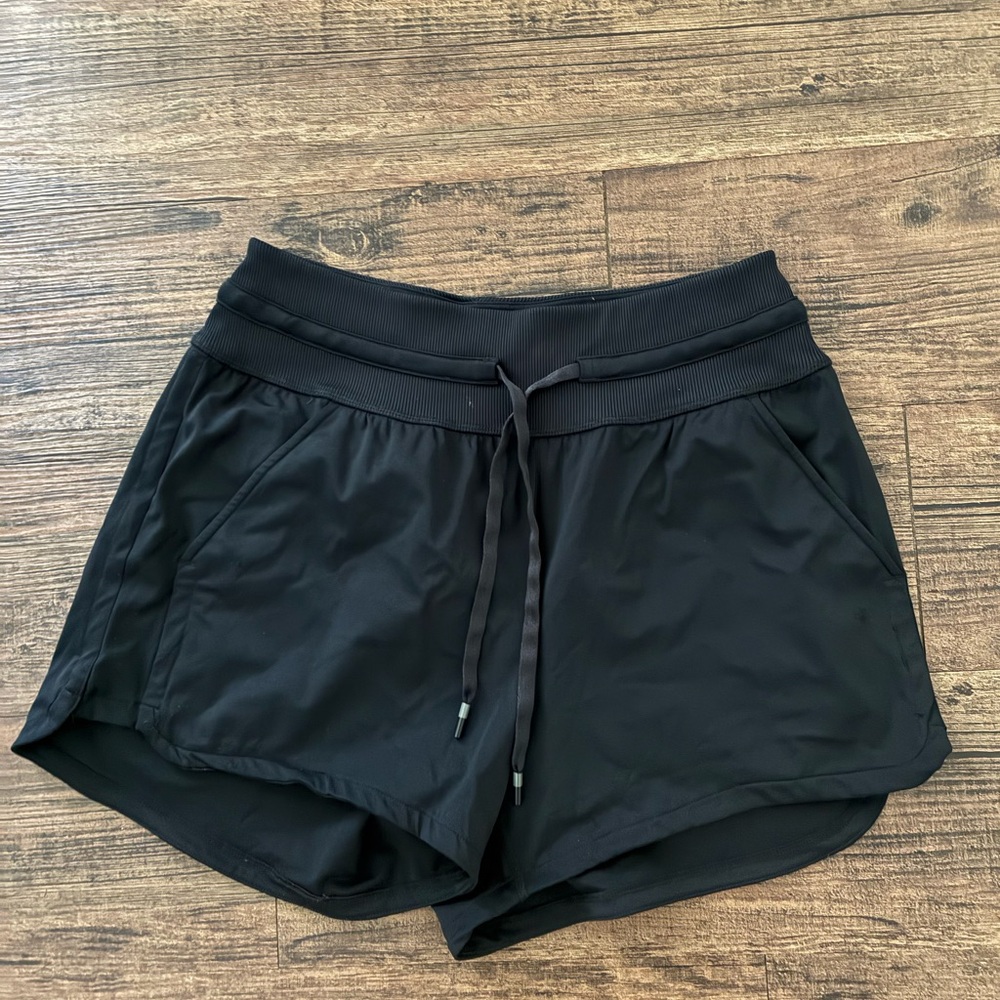 Travis Mathew Women's Black Athletic Shorts